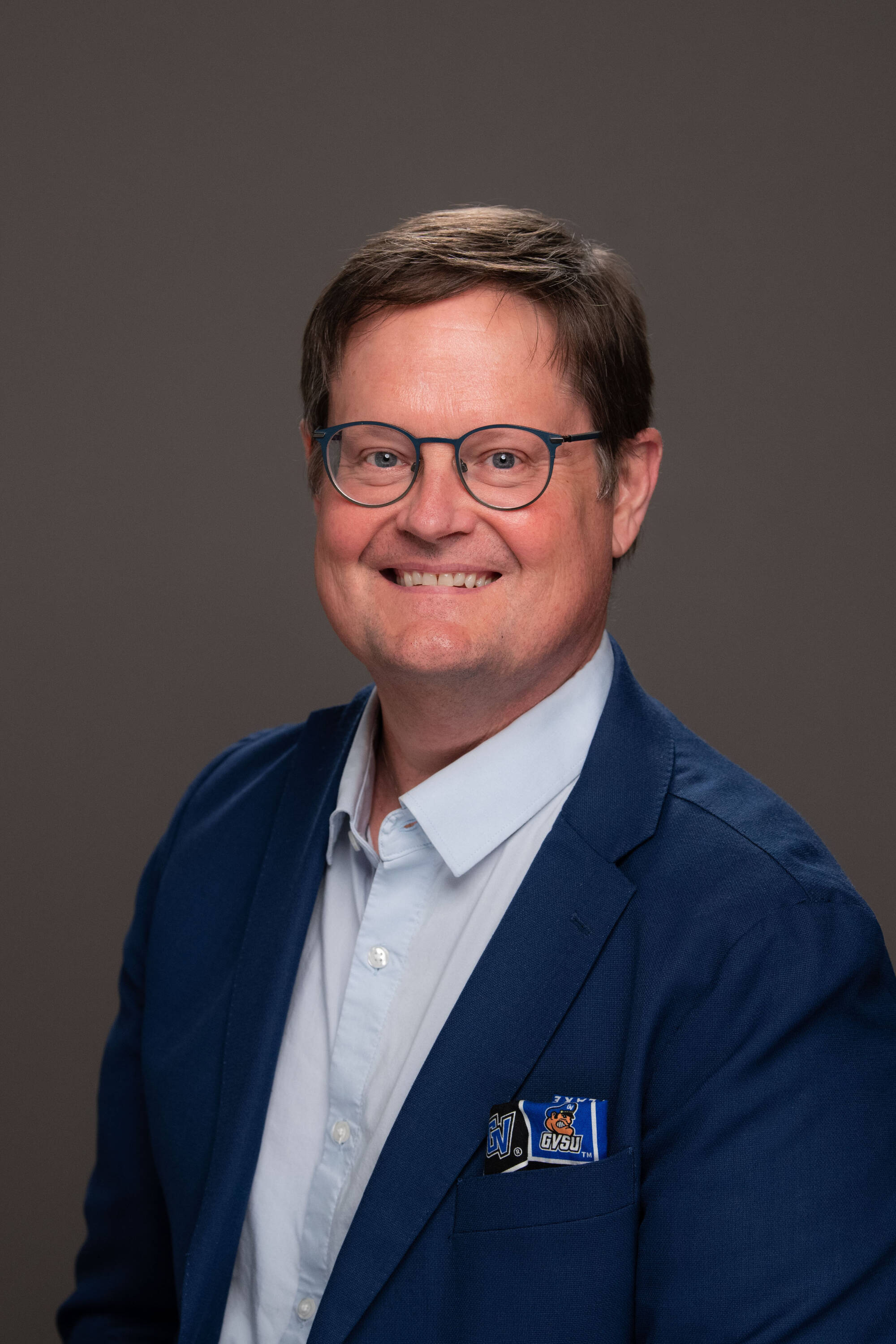 Robert Adams Headshot